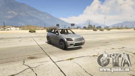 GTA 5 Benefactor Serrano - captures d'écran, les caractéristiques et la description de la ville de jeep.