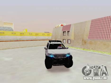 Toyota Fortuner 4WD 2015 Rustica V2 pour GTA San Andreas