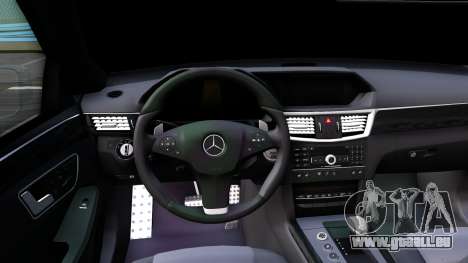 Mercedes-Benz E63 AMG pour GTA San Andreas