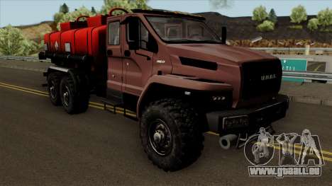 Oural Camion De Ravitaillement En Carburant De L pour GTA San Andreas