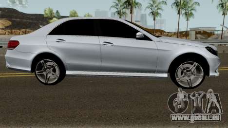 Mercedes-Benz E500 pour GTA San Andreas