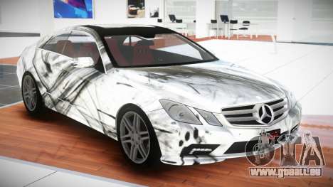 Mercedes-Benz E500 RT-Z S1 pour GTA 4
