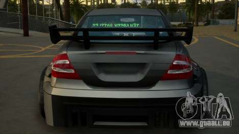 Mercedes-Benz CLK500 de Need For Speed: La plupa