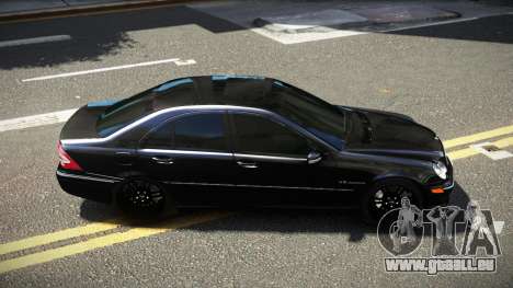 Mercedes-Benz C32 AMG SN V1.1 pour GTA 4