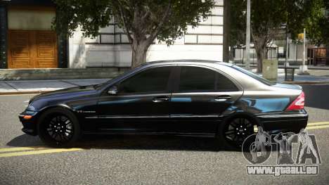 Mercedes-Benz C32 AMG SN V1.1 pour GTA 4