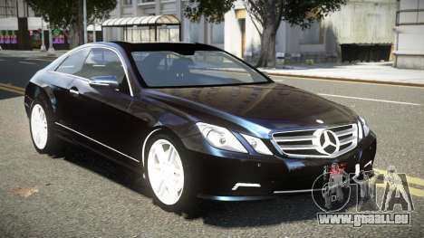 Mercedes-Benz E500 MR V1.1 pour GTA 4