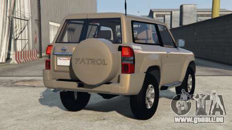 Nissan Patrol 3-door (Y61) Pale Oyster