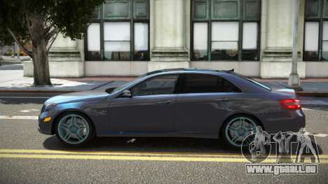 Mercedes-Benz E63 AMG ST V1.0 pour GTA 4