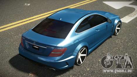 Mercedes-Benz C63 AMG WR V1.1 pour GTA 4