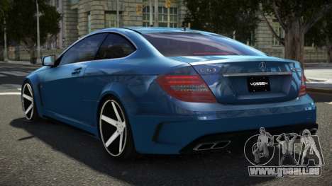 Mercedes-Benz C63 AMG WR V1.1 pour GTA 4