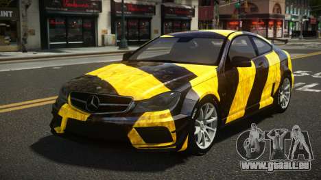 Mercedes-Benz C63 AMG R-Tune S8 pour GTA 4