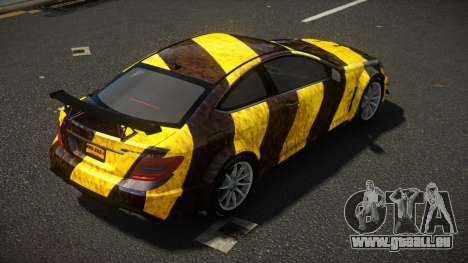 Mercedes-Benz C63 AMG R-Tune S8 pour GTA 4