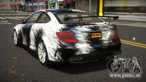 Mercedes-Benz C63 AMG R-Tune S1 pour GTA 4