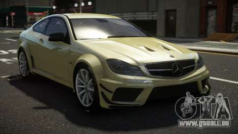 Mercedes-Benz C63 AMG R-Tune pour GTA 4