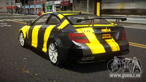 Mercedes-Benz C63 AMG R-Tune S7 pour GTA 4