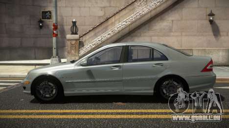 Mercedes-Benz C32 AMG V2.0 pour GTA 4