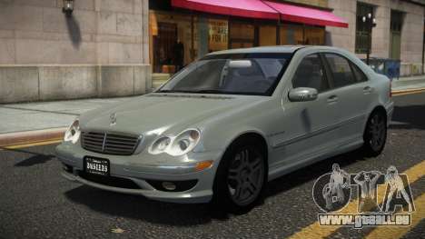 Mercedes-Benz C32 AMG V2.0 pour GTA 4