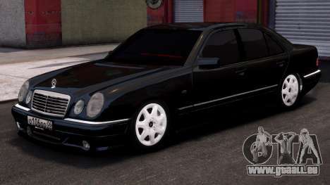 Mercedes Benz w210 Crocodile pour GTA 4