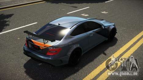 Mercedes-Benz C63 AMG R-Limited S14 pour GTA 4