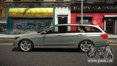Mercedes-Benz E-Class Estate V1.0 pour GTA 4