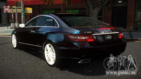 Mercedes-Benz E500 ST V1.0 für GTA 4