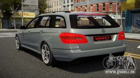 Mercedes-Benz E-Class Estate V1.0 pour GTA 4