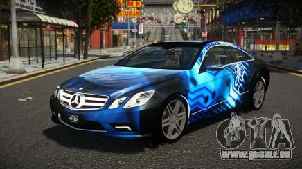Mercedes-Benz E500 L-Sport S9 pour GTA 4