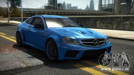 Mercedes-Benz C63 AMG L-Tuned pour GTA 4