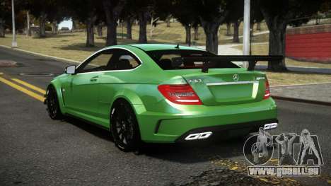 Mercedes-Benz C63 AMG G-Tune pour GTA 4