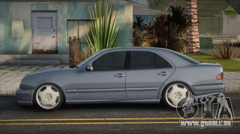 Mercedes-Benz E55 AMG Grey pour GTA San Andreas