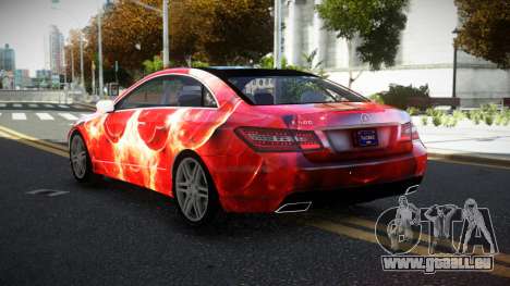 Mercedes-Benz E500 HR S14 pour GTA 4