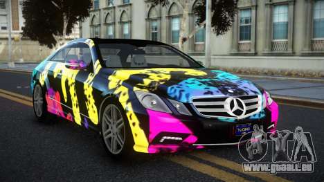 Mercedes-Benz E500 HR S5 pour GTA 4