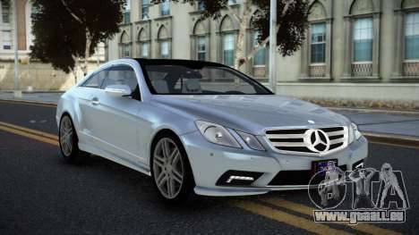 Mercedes-Benz E500 HR pour GTA 4