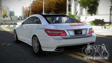 Mercedes-Benz E500 HR pour GTA 4