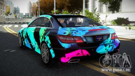 Mercedes-Benz E500 HR S5 pour GTA 4