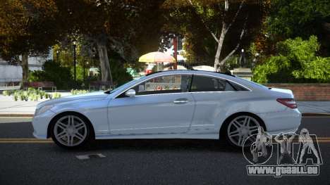 Mercedes-Benz E500 HR pour GTA 4