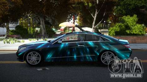 Mercedes-Benz E500 HR S8 pour GTA 4