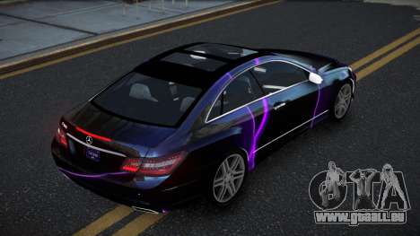 Mercedes-Benz E500 HR S11 pour GTA 4