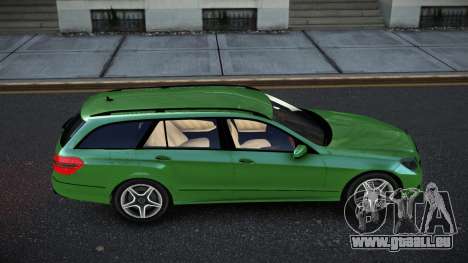 Mercedes-Benz E-Class Estate CK pour GTA 4