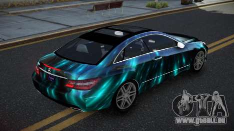 Mercedes-Benz E500 HR S8 pour GTA 4