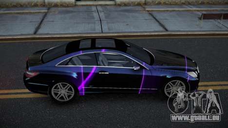 Mercedes-Benz E500 HR S11 pour GTA 4