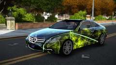 Mercedes-Benz E500 HR S7 pour GTA 4