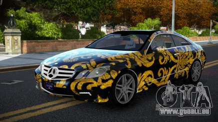 Mercedes-Benz E500 HR S4 pour GTA 4