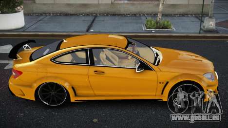 Mercedes-Benz C63 AMG 12th V1.1 pour GTA 4